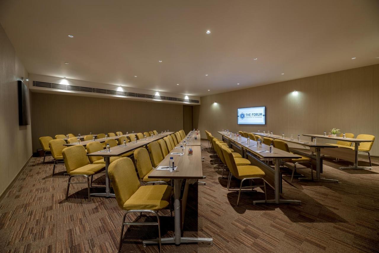 Hotel Wyndham Ahmedabad Shela Exteriér fotografie