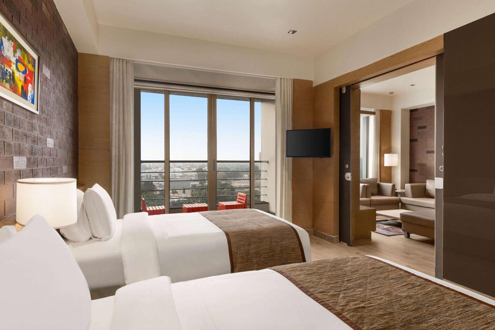 Hotel Wyndham Ahmedabad Shela Exteriér fotografie